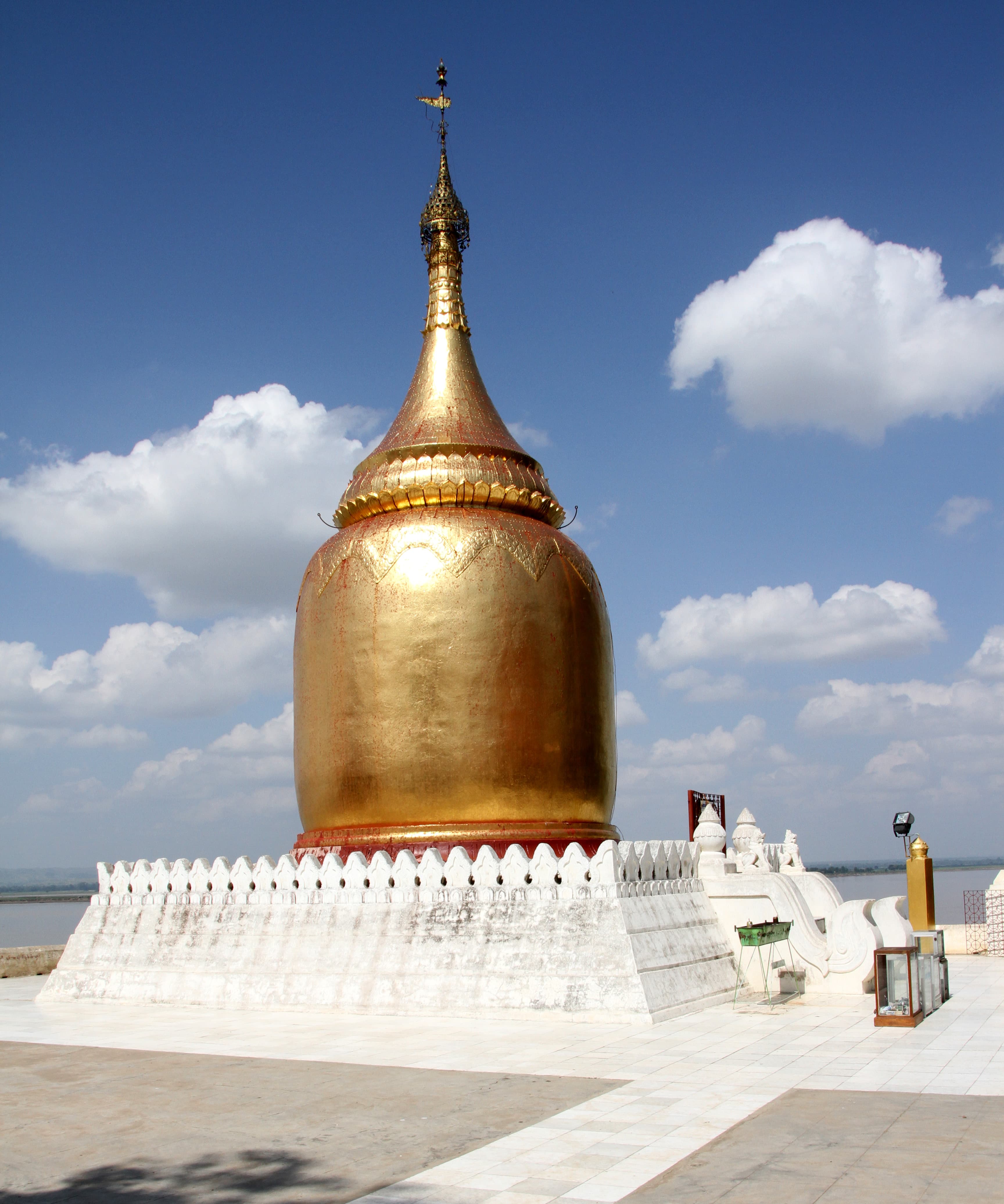 Golden stupa of Bupaya Pagoda on the riverfront at Bagan, Myanmar.