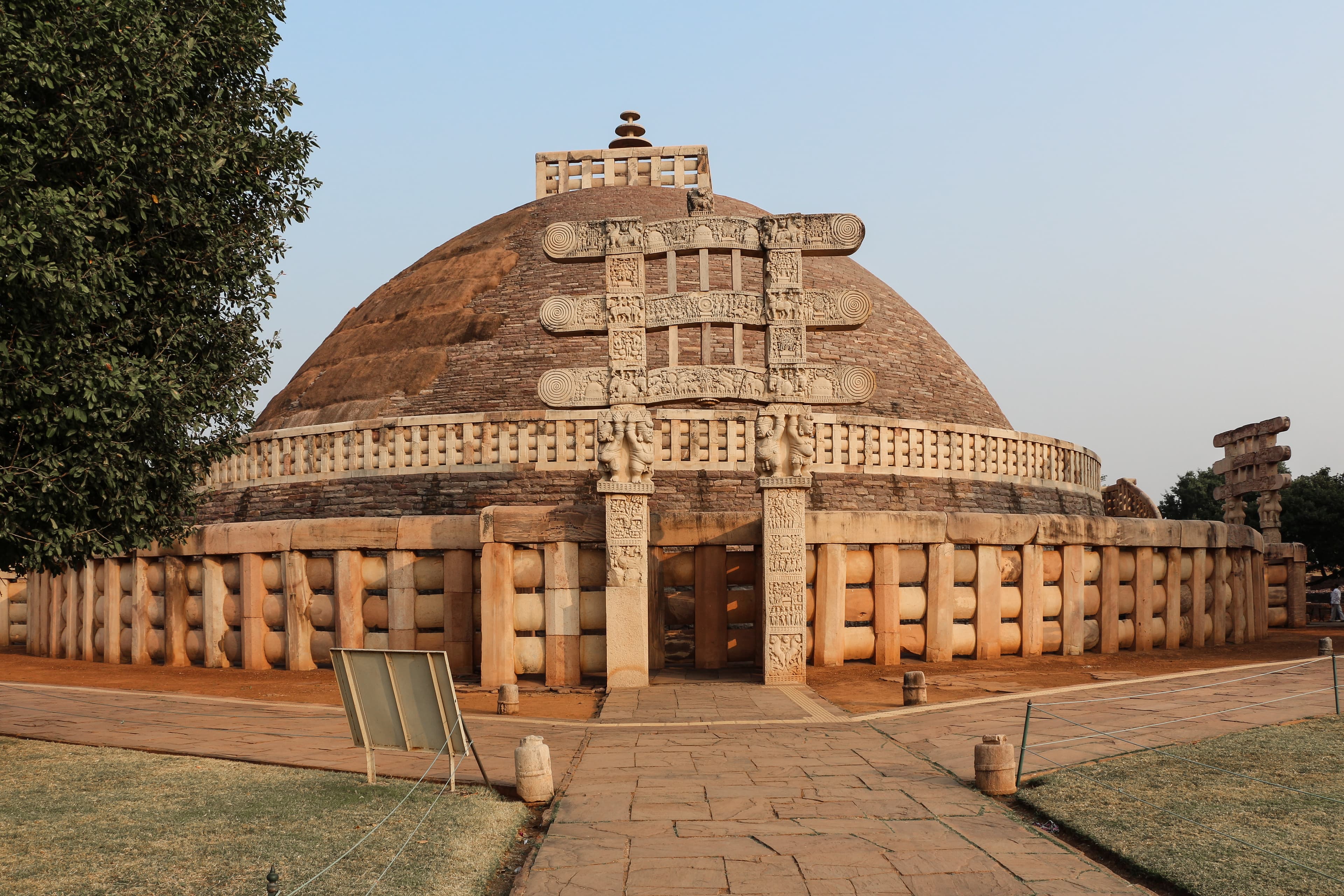 Pagoda of Buddhist Monuments at Sanchi, Sanchi, Madhya Pradesh, India.